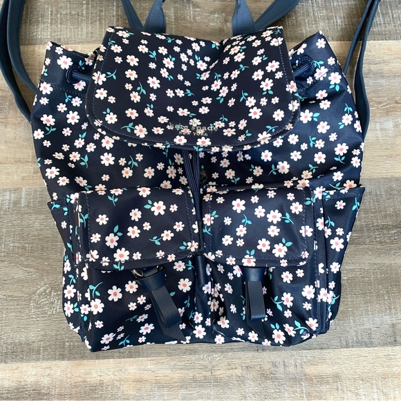 SOLD Kate Spade New York Fleurette Carley Flap Drawstring Floral Navy  Backpack - Picture 4 of 11